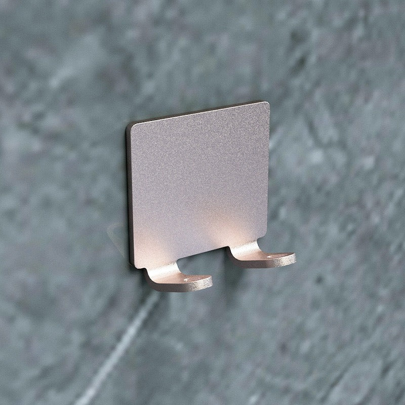 Slipp slöa rakhyvlar och röda prickar – håll hyveln torr i duschen